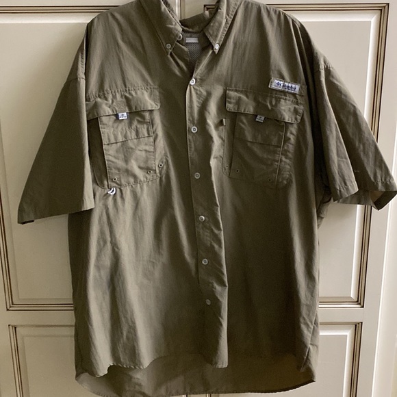 Columbia men’s shirt bundle - Picture 4 of 9